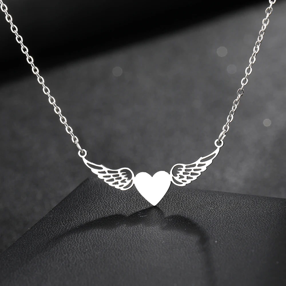 Love Heart Angel Wings Necklace FRATOZ